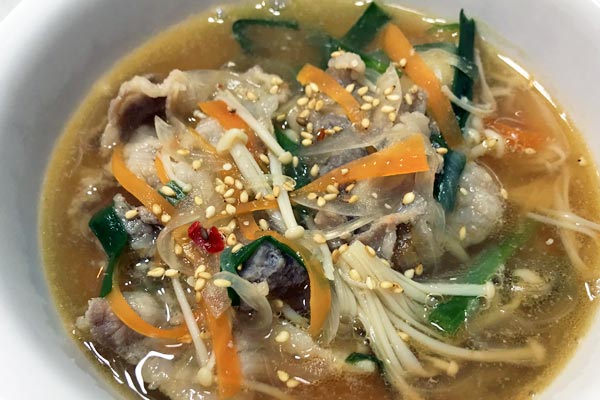 業務スーパープルコギで作った韓国風スープ