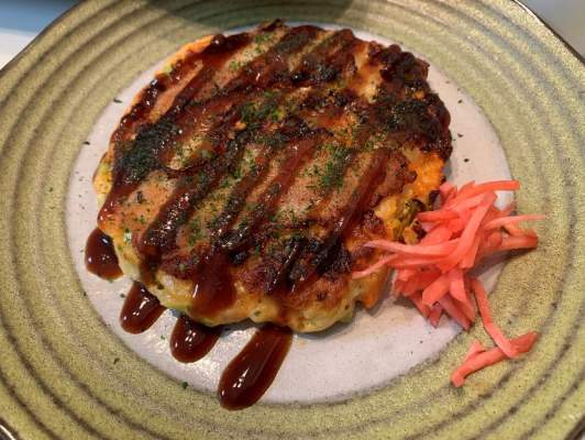 完成したお好み焼き