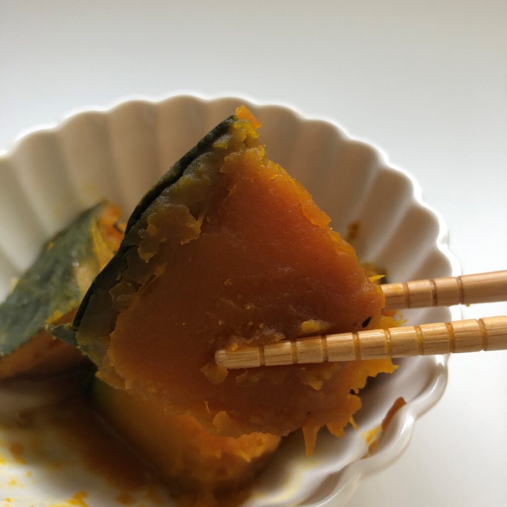 北海道産かぼちゃの煮物のアップ