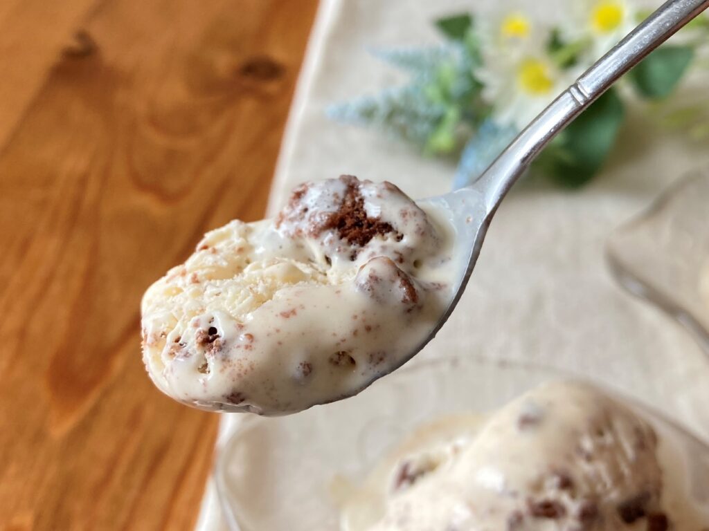 業務スーパーの「チョコ&ココアとヘーゼルナッツのグラノーラビスケット」は素材の美味しさが楽しめるお菓子♪ 業スーおすすめブログ 業務スーパーの「チョコ&ココアとヘーゼルナッツのグラノーラビスケット」は素材の美味しさが楽しめるお菓子♪ 業スーおすすめブログ