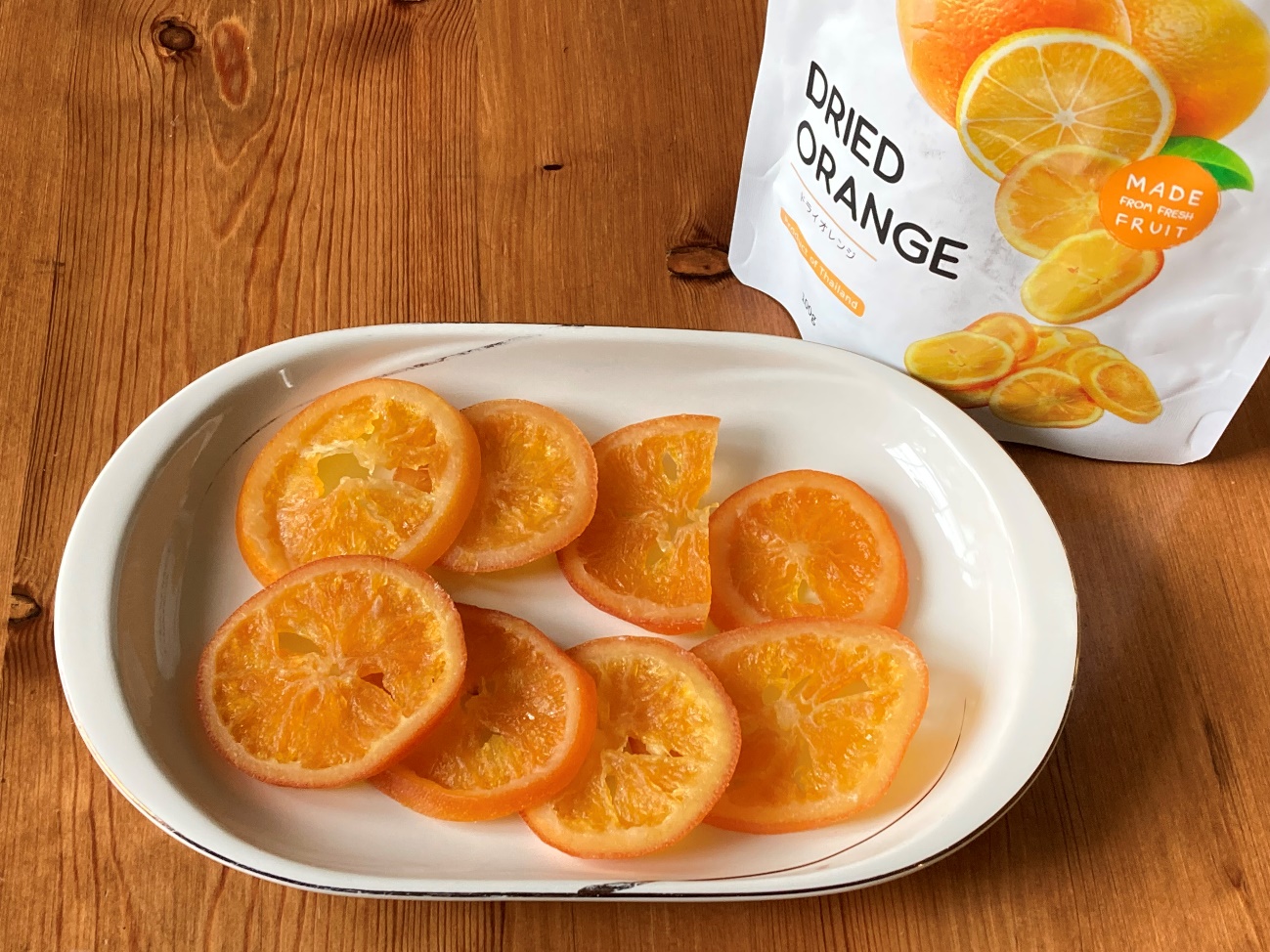 業務スーパーのドライオレンジのパッケージと中身