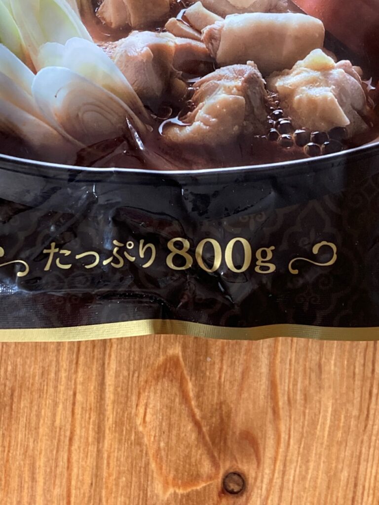 業務スーパーのトムヤム鍋の素の内容量800gの表記